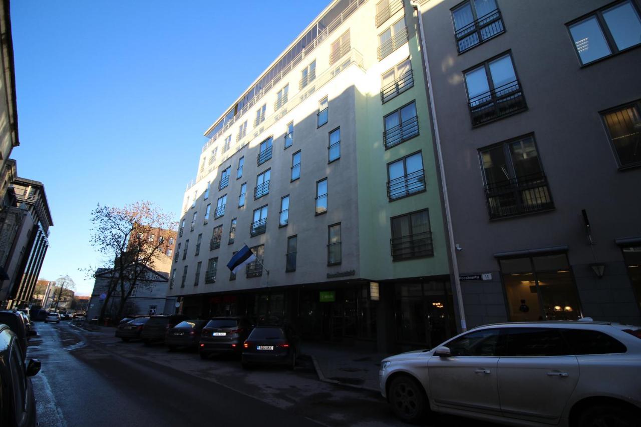 Tallinn City Apartments Roosikrantsi Exteriör bild