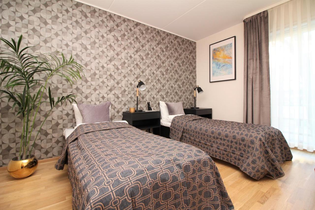 Tallinn City Apartments Roosikrantsi Exteriör bild